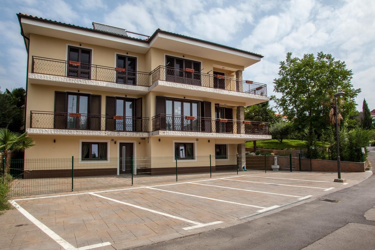 Family Bay Lägenhet Portorož Exteriör bild
